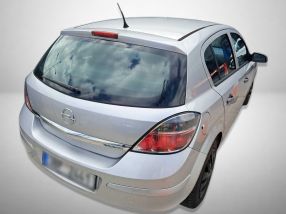 Opel Astra - 2009
