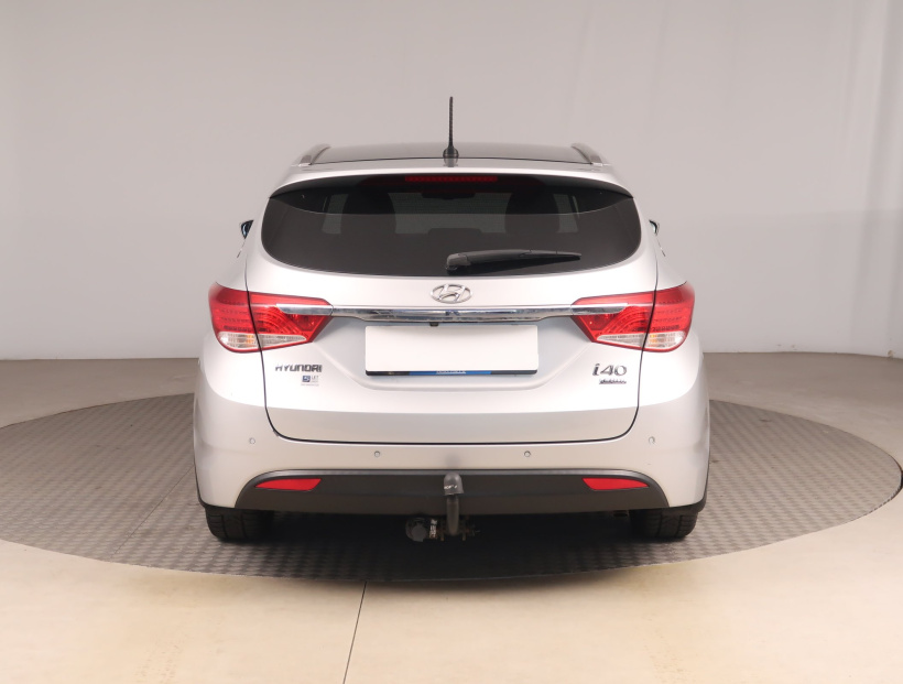 Hyundai i40, 2013