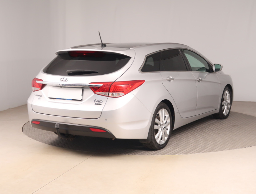 Hyundai i40, 2013