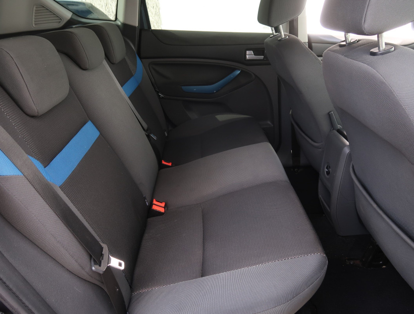 Ford Kuga, 2009