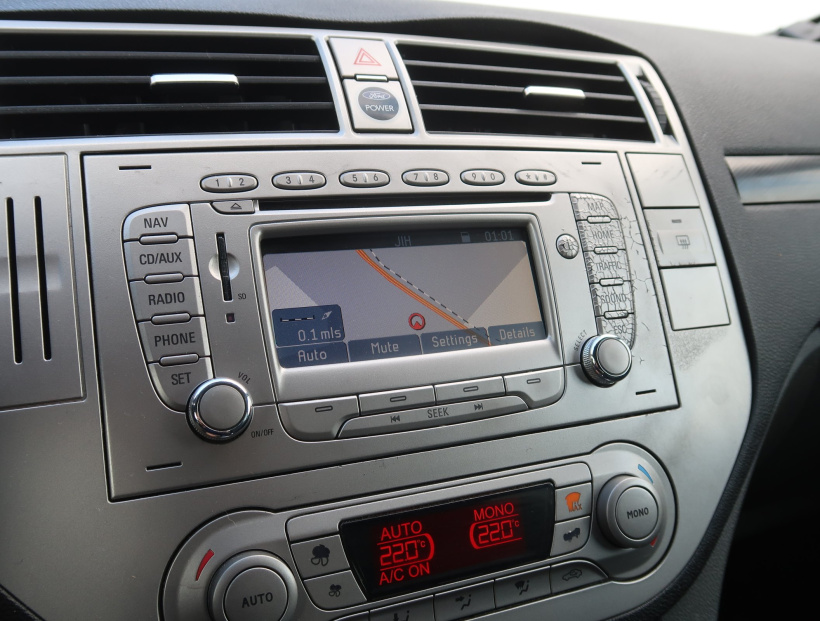Ford Kuga, 2009