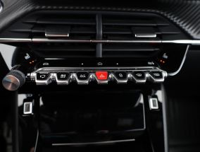 Peugeot 2008 - 2024