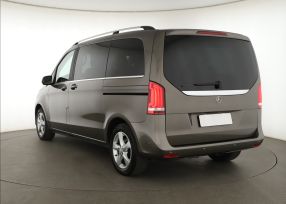 Mercedes-Benz V - 2015