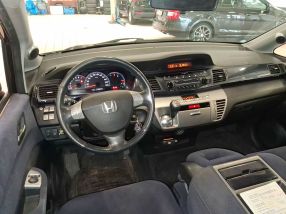 Honda FR-V - 2008