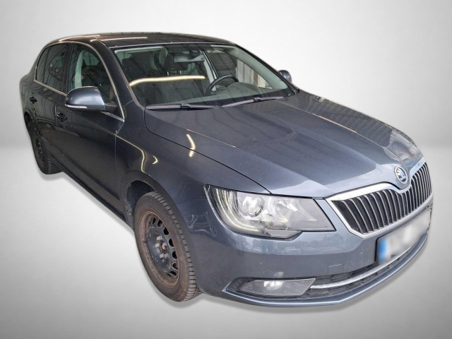 Škoda Superb 2014