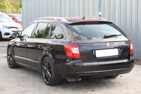 Škoda Superb - 2010