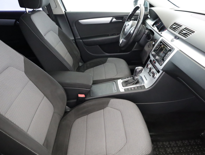 Volkswagen Passat, 2013