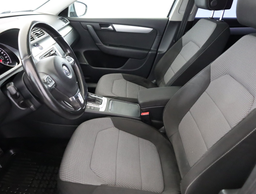 Volkswagen Passat, 2013