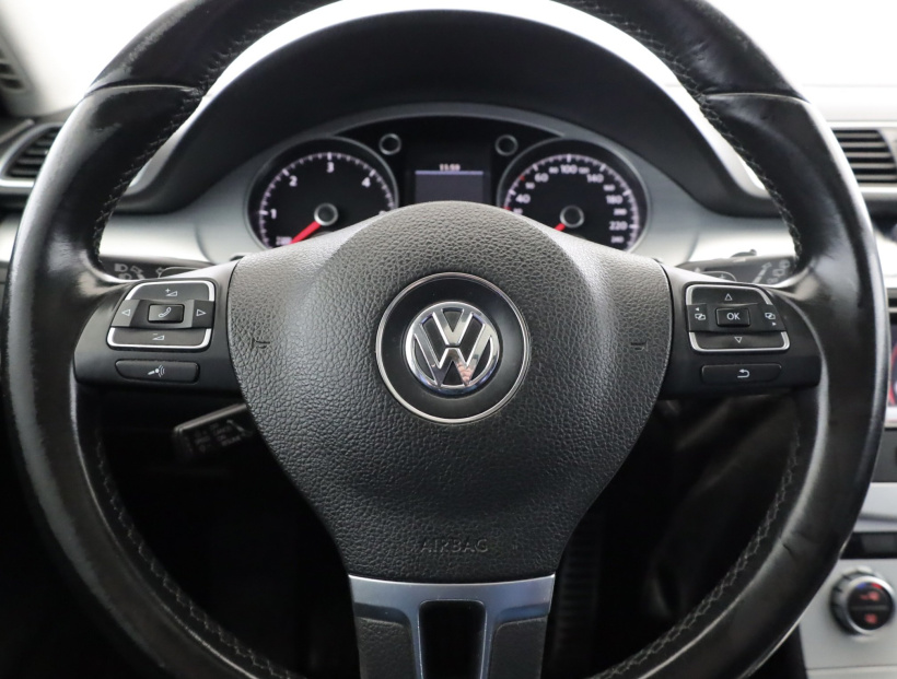 Volkswagen Passat, 2013
