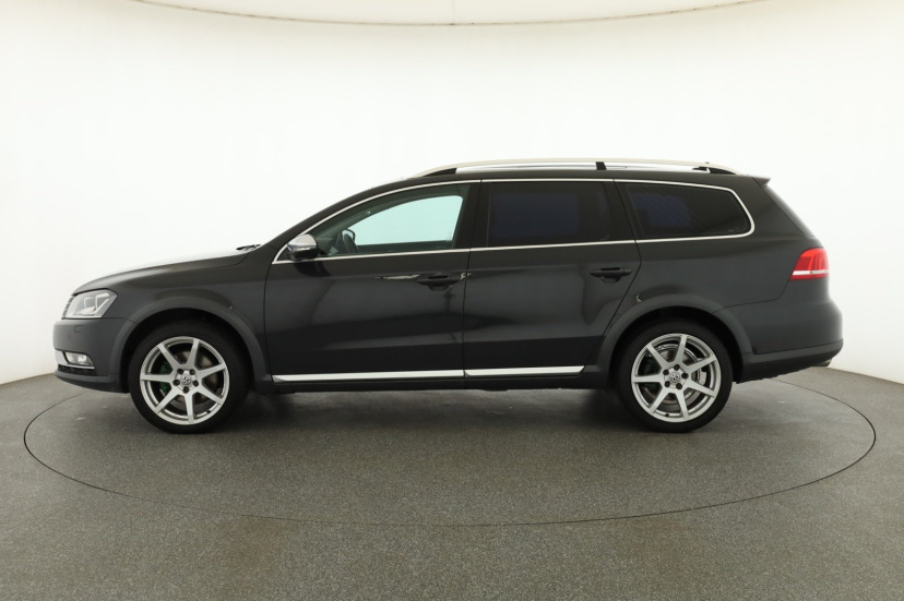 Volkswagen Passat, 2013