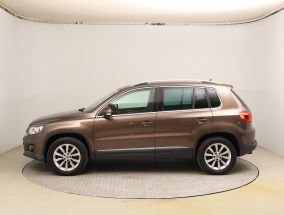 Volkswagen Tiguan - 2012
