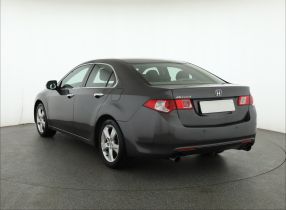 Honda Accord - 2009