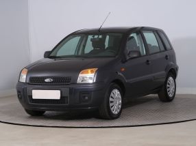 Ford Fusion - 2010