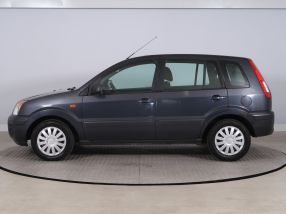 Ford Fusion - 2010
