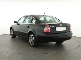 Volkswagen Passat - 2004