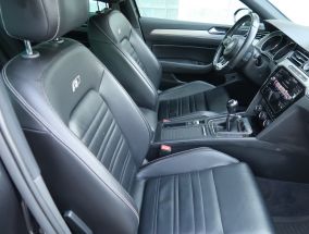 Volkswagen Passat - 2019
