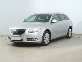Opel Insignia - 2011