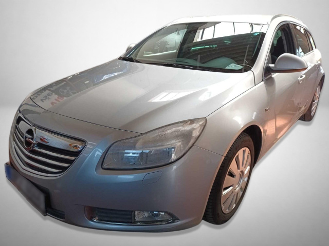 Opel Insignia 2011