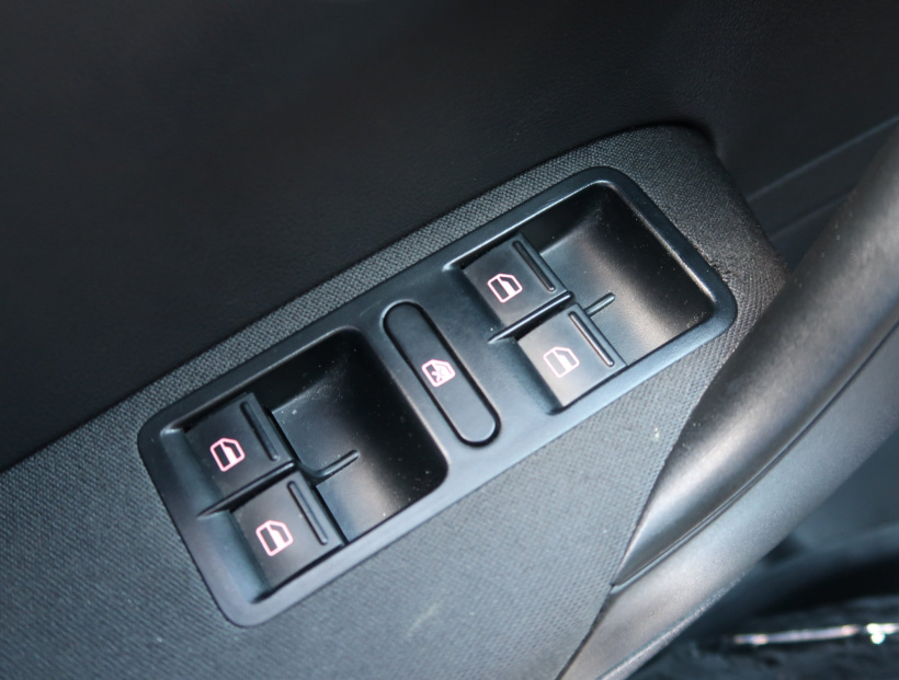 Volkswagen Polo, 2012