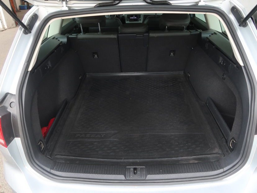 Volkswagen Passat, 2014