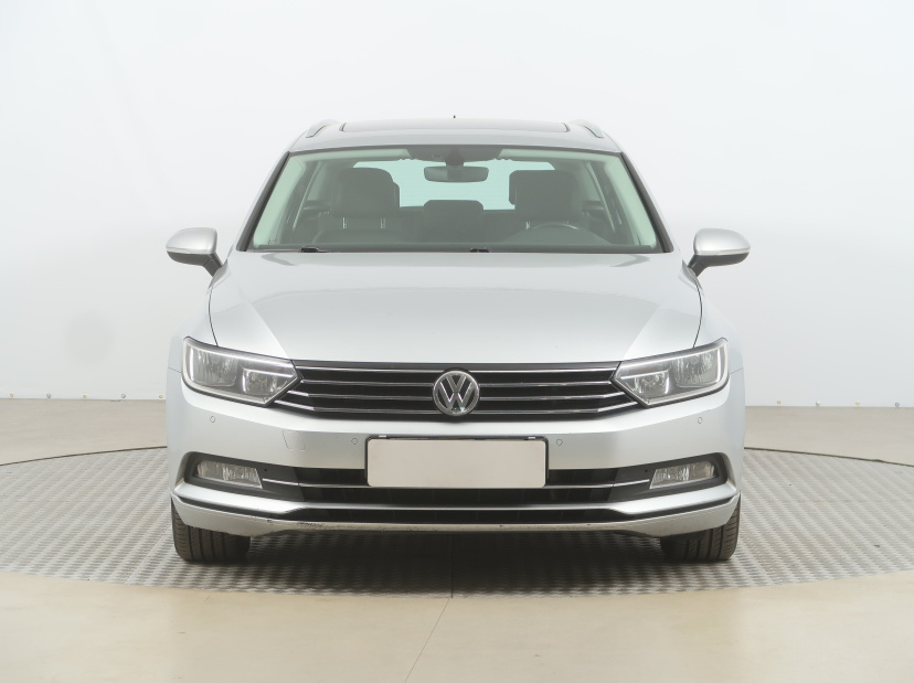Volkswagen Passat, 2014
