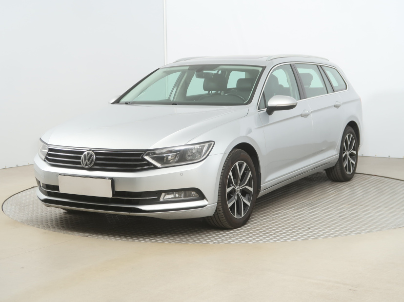 Volkswagen Passat, 2014