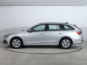 Škoda Octavia - 2021