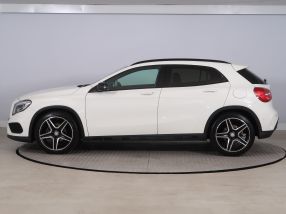 Mercedes-Benz GLA - 2017