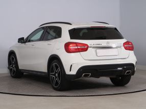 Mercedes-Benz GLA - 2017
