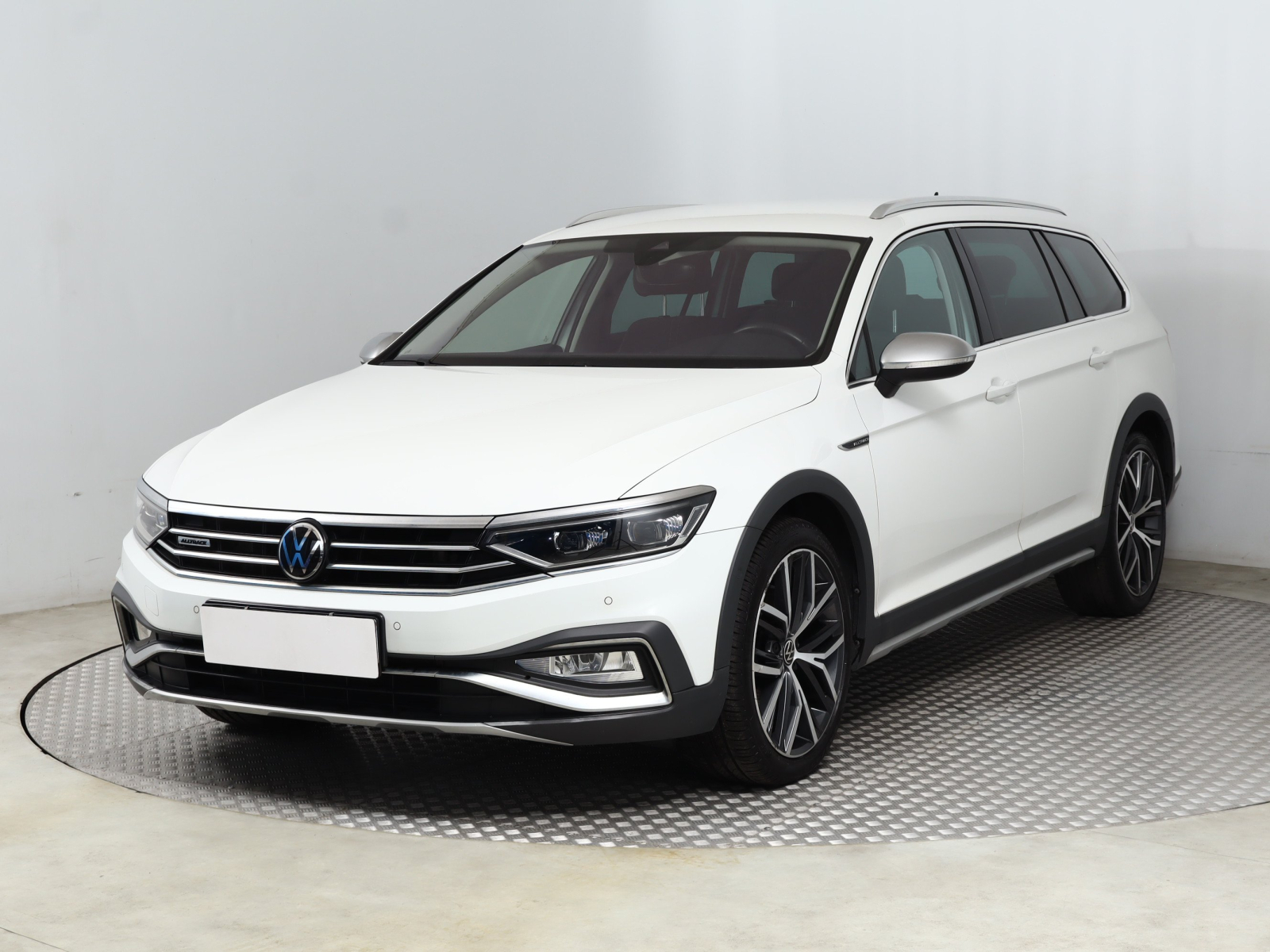 Volkswagen Passat - 2021