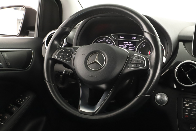 Mercedes-Benz B, 2015