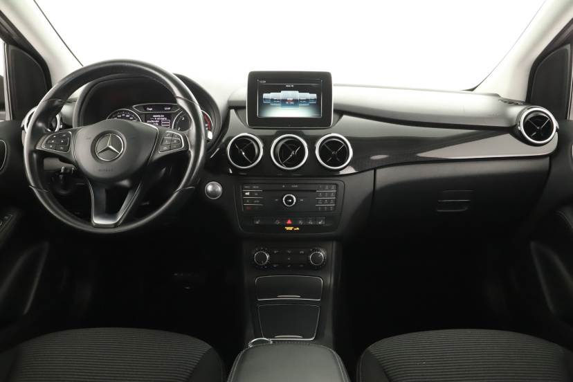 Mercedes-Benz B, 2015