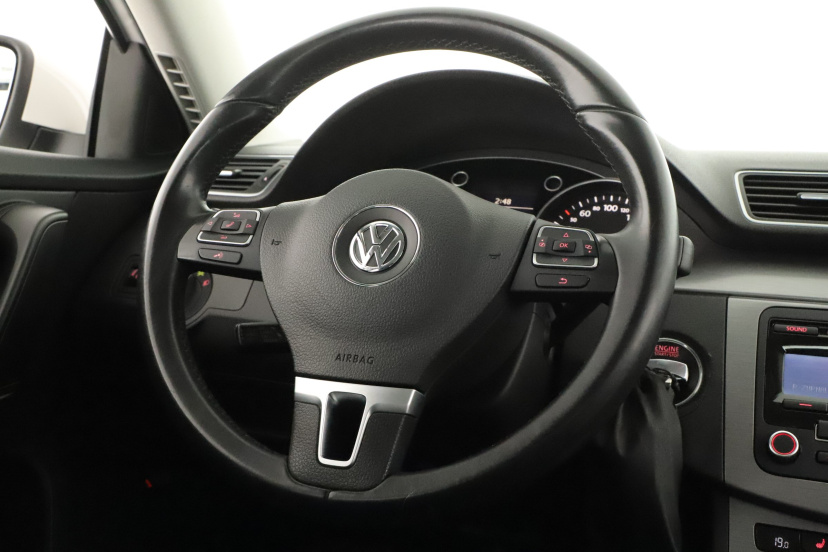 Volkswagen Passat, 2012
