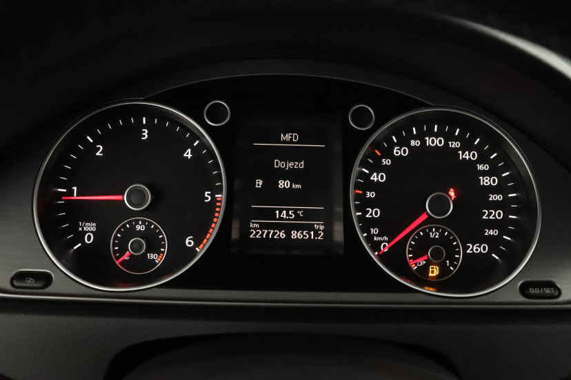 Volkswagen Passat, 2012