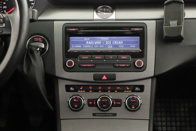 Volkswagen Passat, 2012