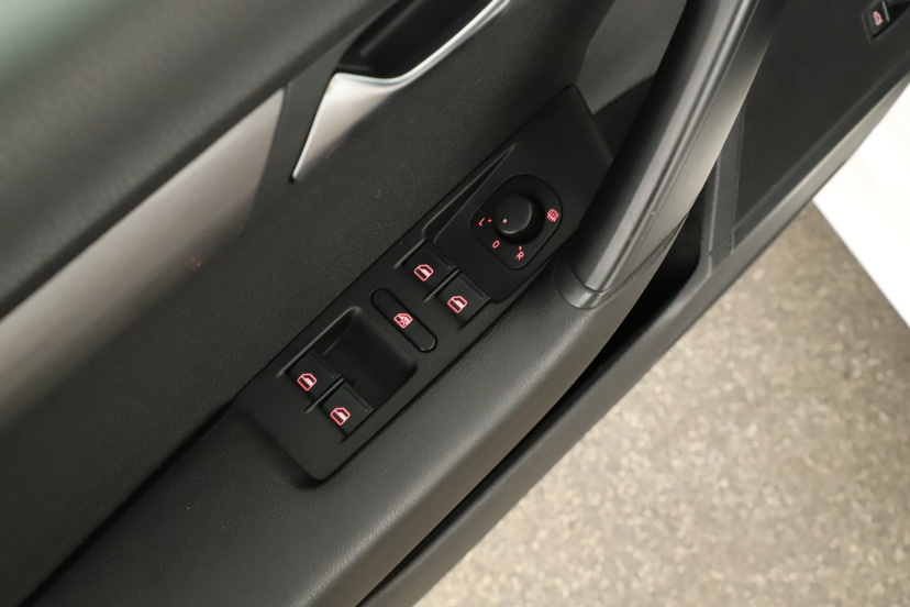 Volkswagen Passat, 2012