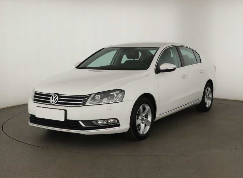 Volkswagen Passat, 2012