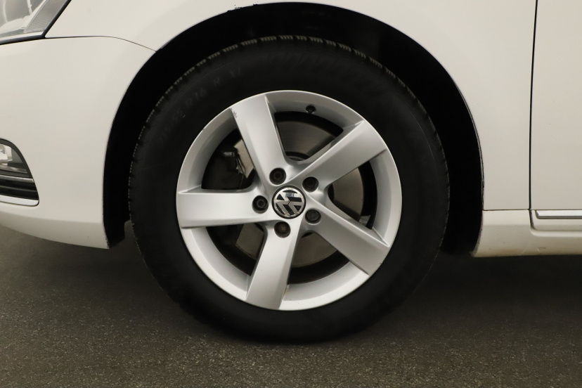 Volkswagen Passat, 2012
