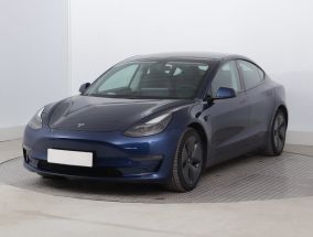 Tesla Model 3 - 2020