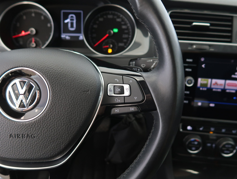 Volkswagen Golf, 2017