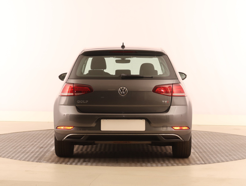 Volkswagen Golf, 2017