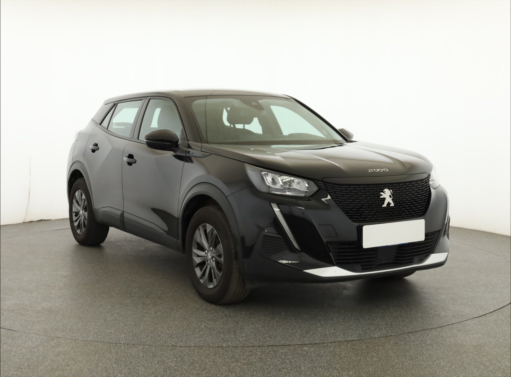 Peugeot e-2008
