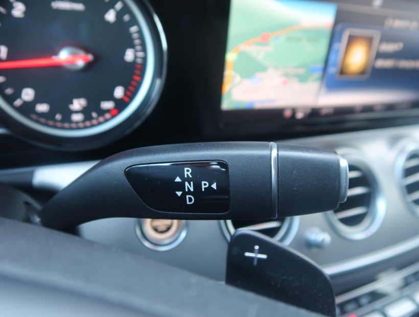 Mercedes-Benz E, 2018