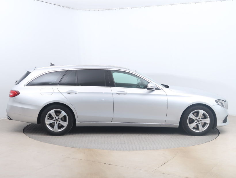 Mercedes-Benz E, 2018