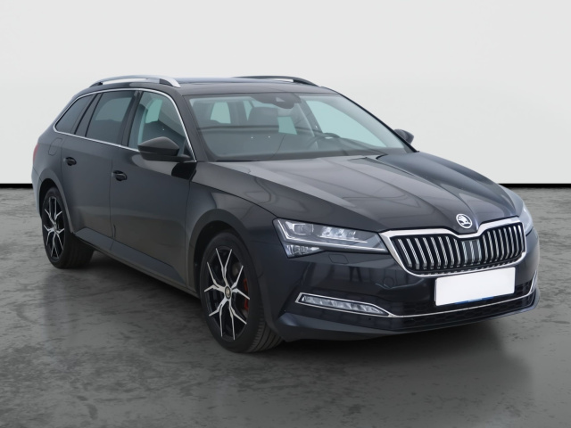 Škoda Superb 2021