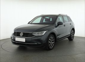 Volkswagen Tiguan - 2020
