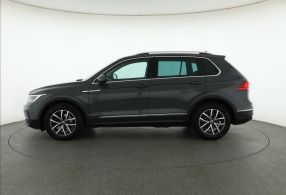 Volkswagen Tiguan - 2020