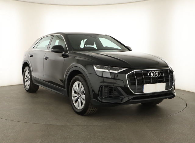 Audi Q8 2023