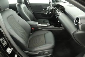 Mercedes-Benz A - 2023