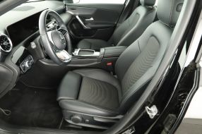Mercedes-Benz A - 2023